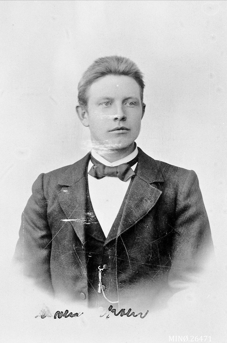 Portrett av mann. Even Moen f. Jørgensmoen 13. 8. 1880. 