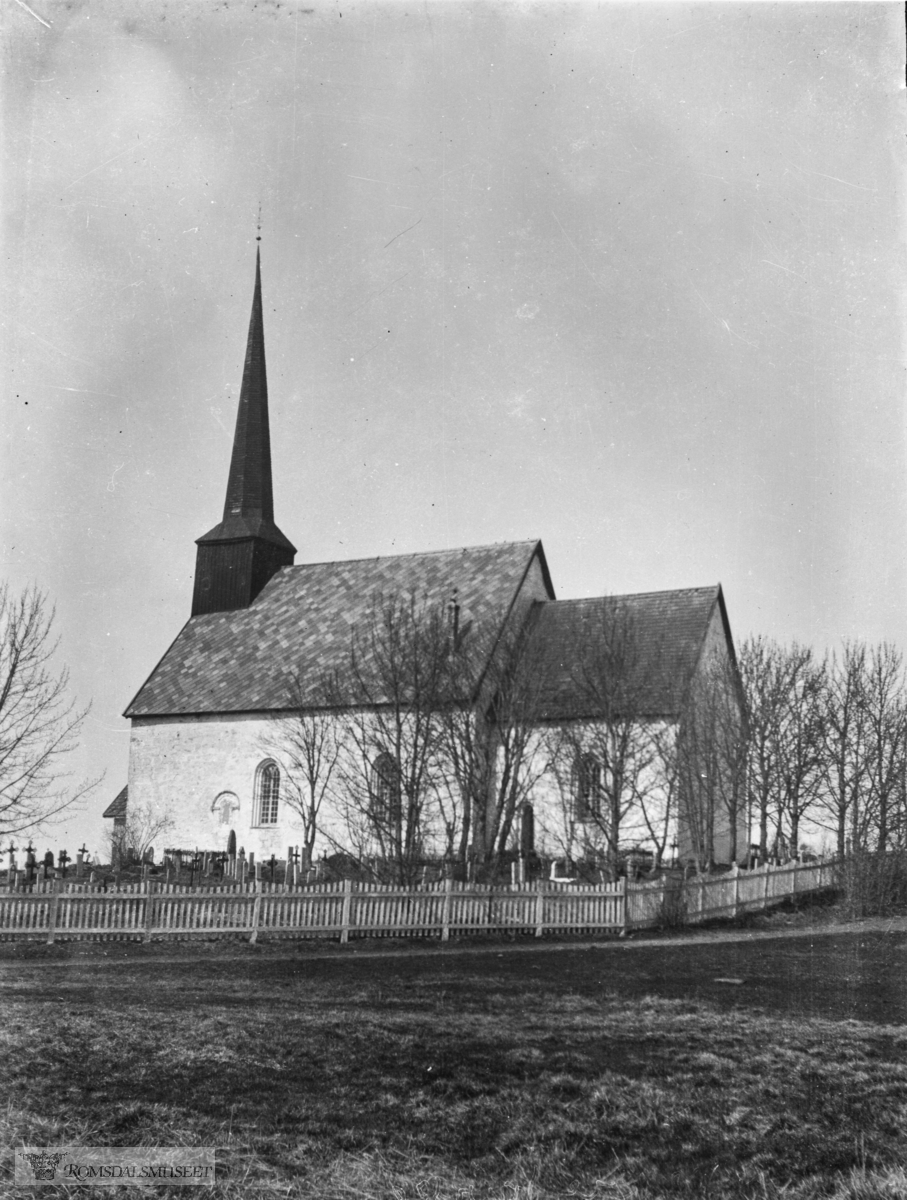 Mære kirke er en middelaldersteinkirke bygget mellom 1150 og 1200 i bygda Mære i Steinkjer kommune i Nord-Trøndelag.