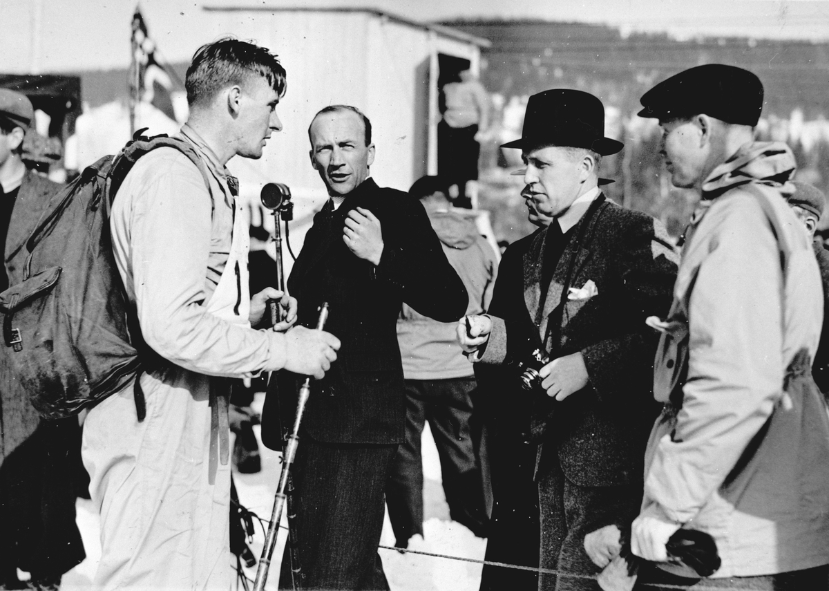 Repro, Birkebeinerrennet 1936, Oskar Gjøslien, med sekk, vant rennet Registrator: Ola T. Rybakken. 