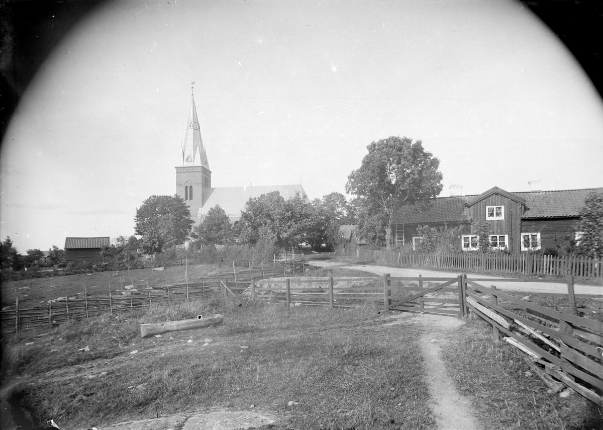 Danmarks kyrka med omgivande bebyggelse, Danmarks socken, Uppland 1891
