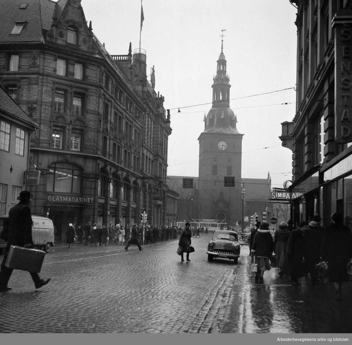 Grensen mot Domkirken. Januar 1957