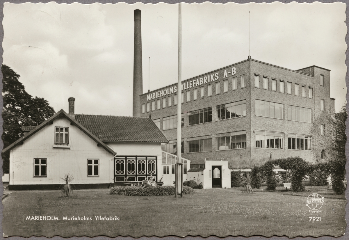 Textilfabrik i Marieholm.