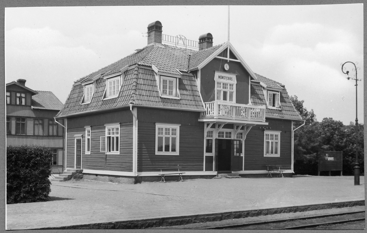 Mönsterås station.
