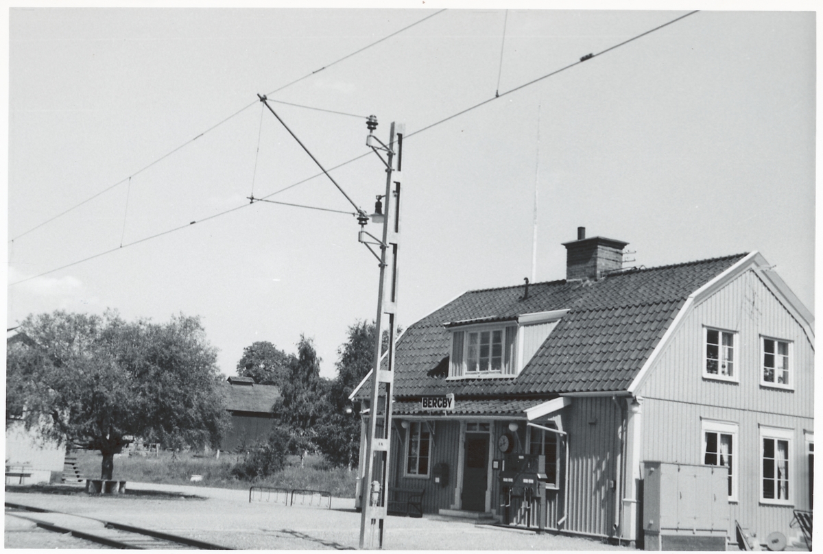 Bergby station.