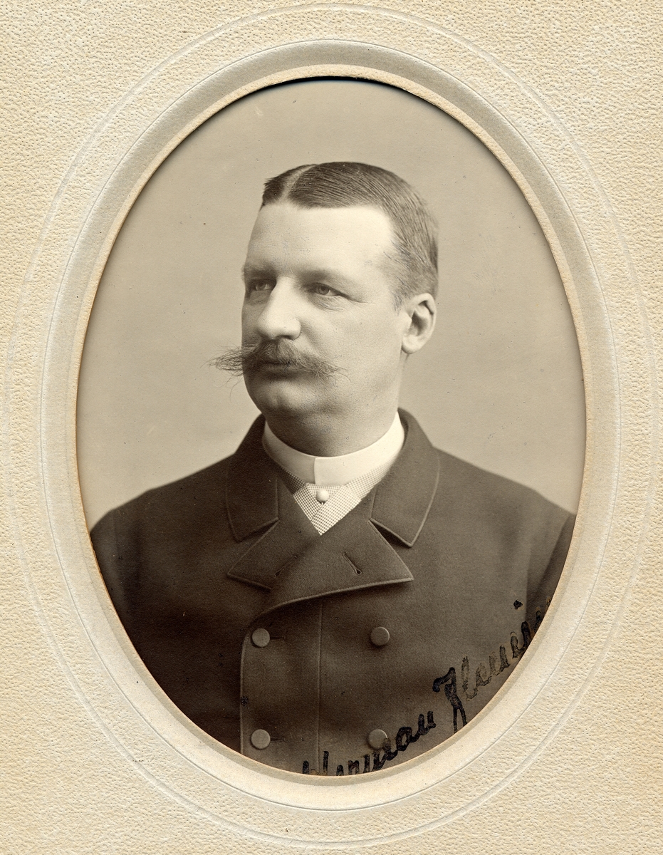 Lars Gustaf Herman Fleming född 8/1 1845 död 8/3 1919 Stins Katrineholm 1874-1875