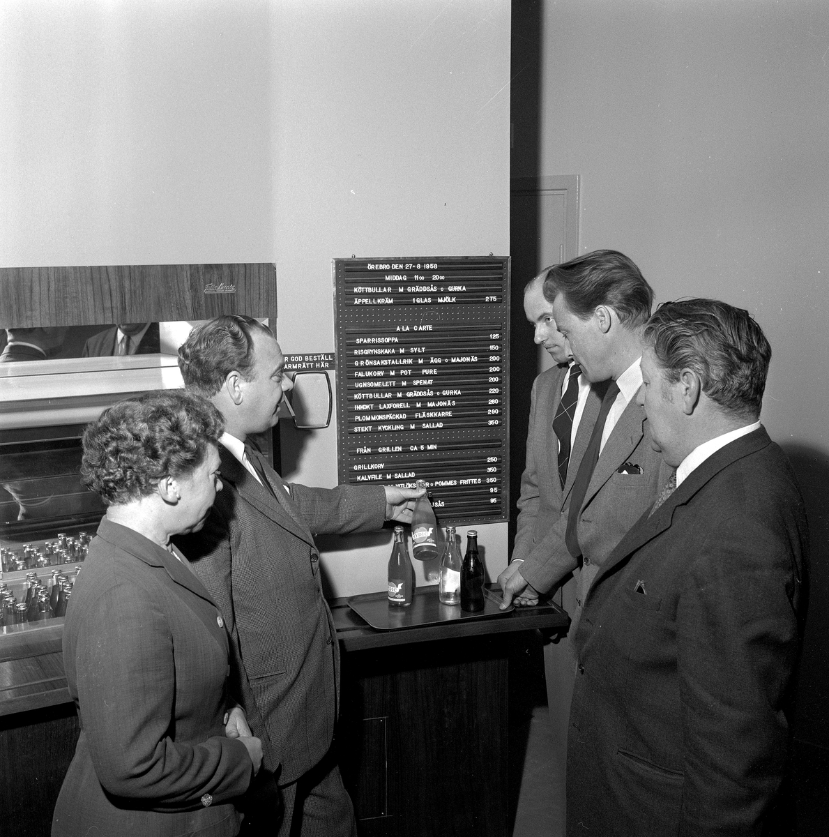 Våghusbaren invigs.
27 augusti 1958.