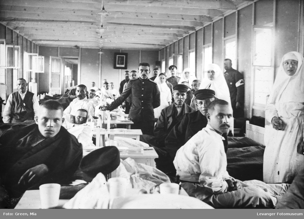 Brakkehospital under 1.verdenskrig på Torneå jernbanestasjon.