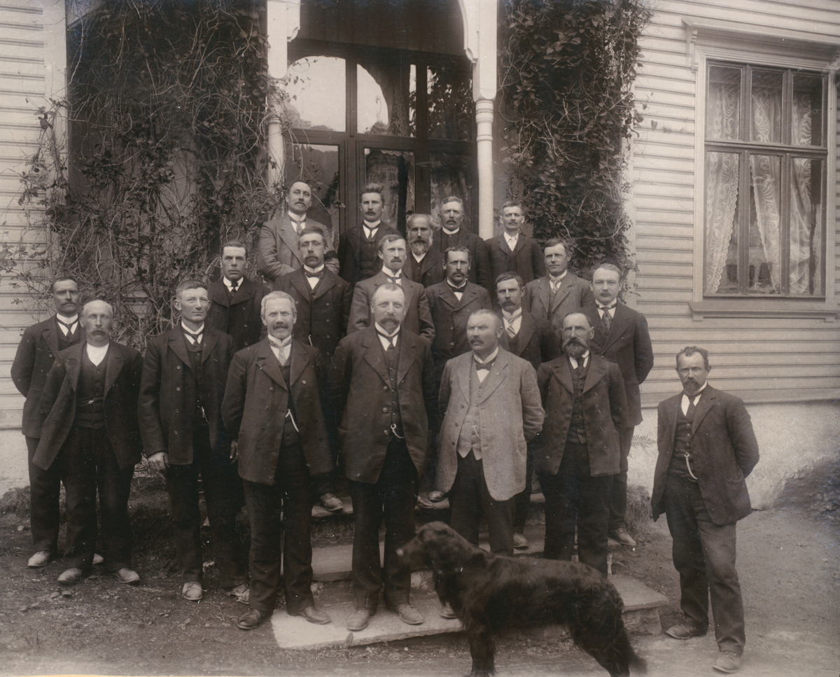 Første kommunestyret i Odda, 1. august 1913.