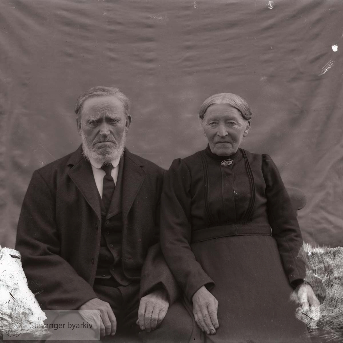 Portrett av eldre par