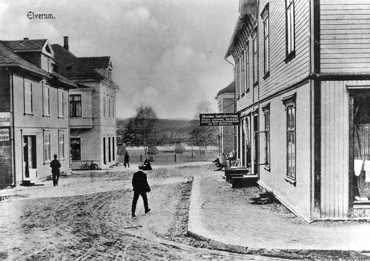 Borgengata mot Glomma,Leiret ca.1920