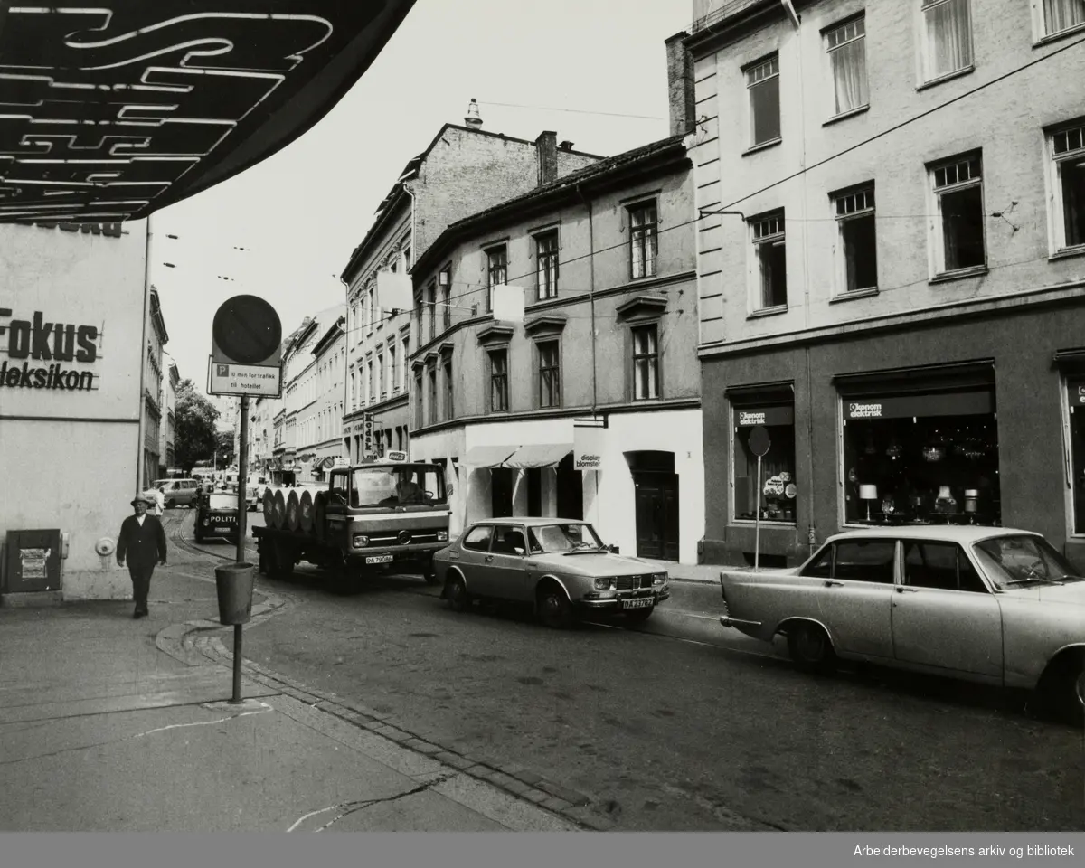 Kristian Augusts gate ved Stefanhotellet. 28. februar 1977