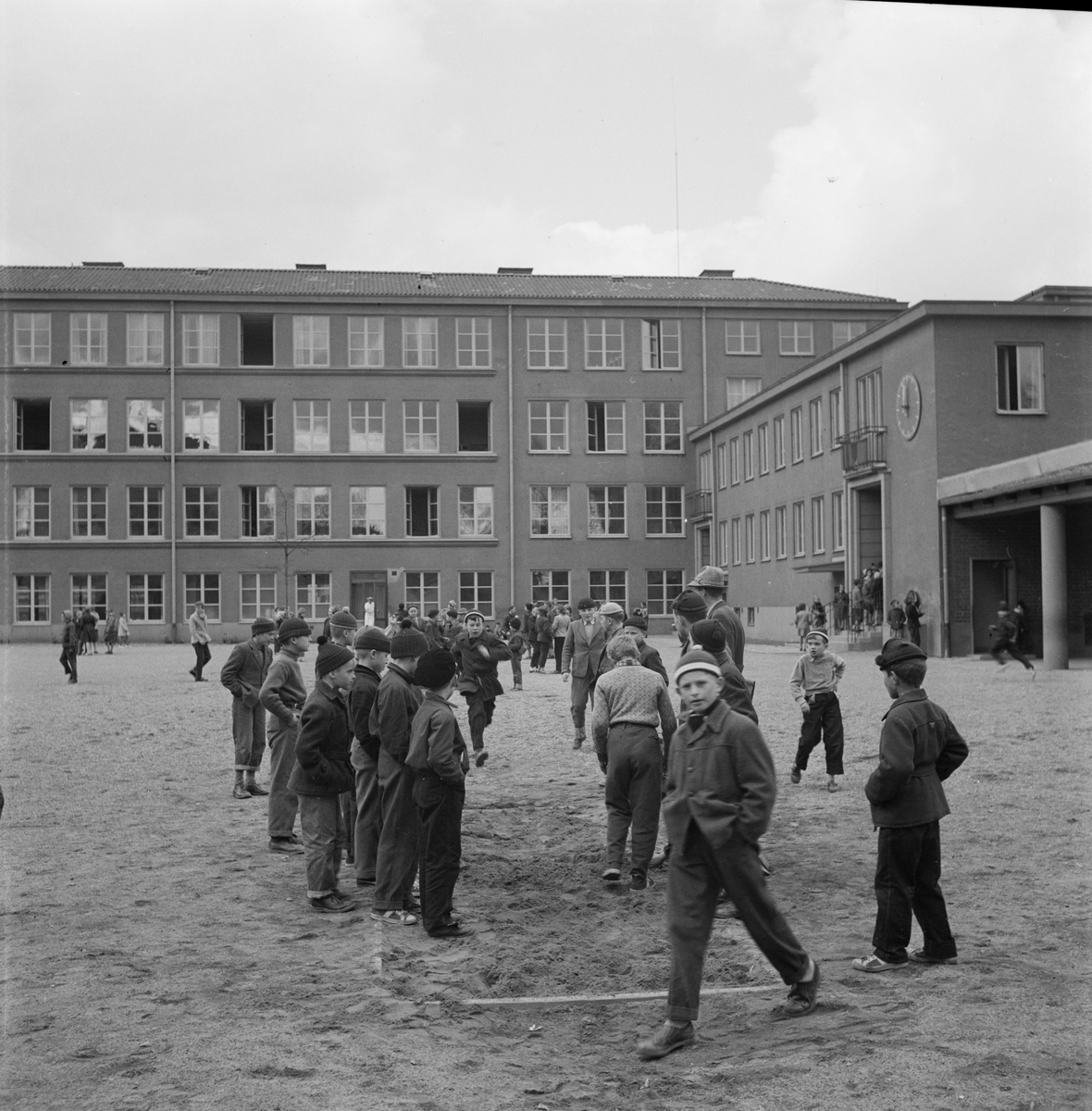 Nannaskolan, rast, Uppsala, maj 1955