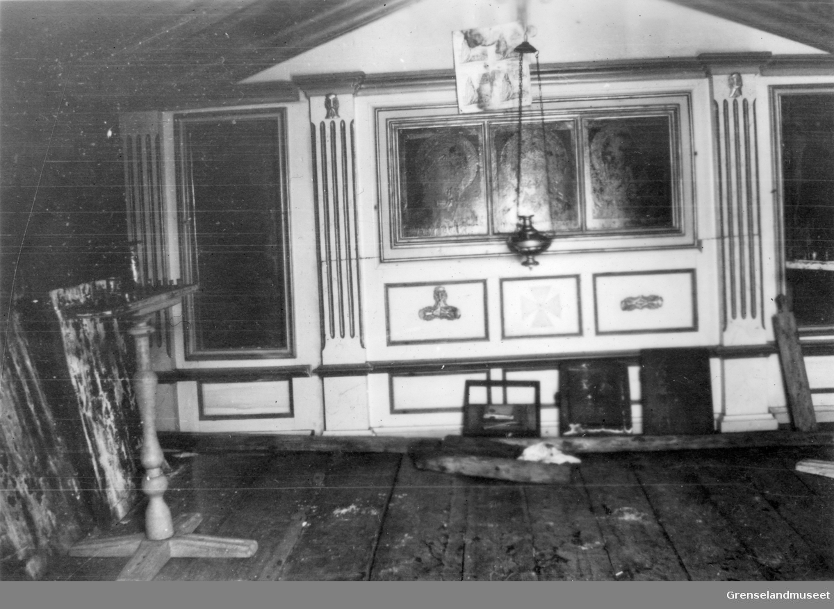 Interiør fra St. Georgs kapell i Neiden.
