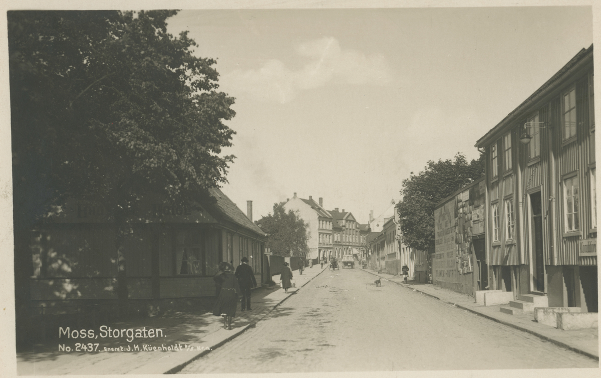 Storgata (postkort) - Mossebibliotekene / DigitaltMuseum