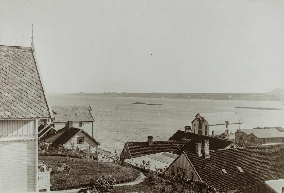 Lillesund sett mot sydvest, ca. 1910.