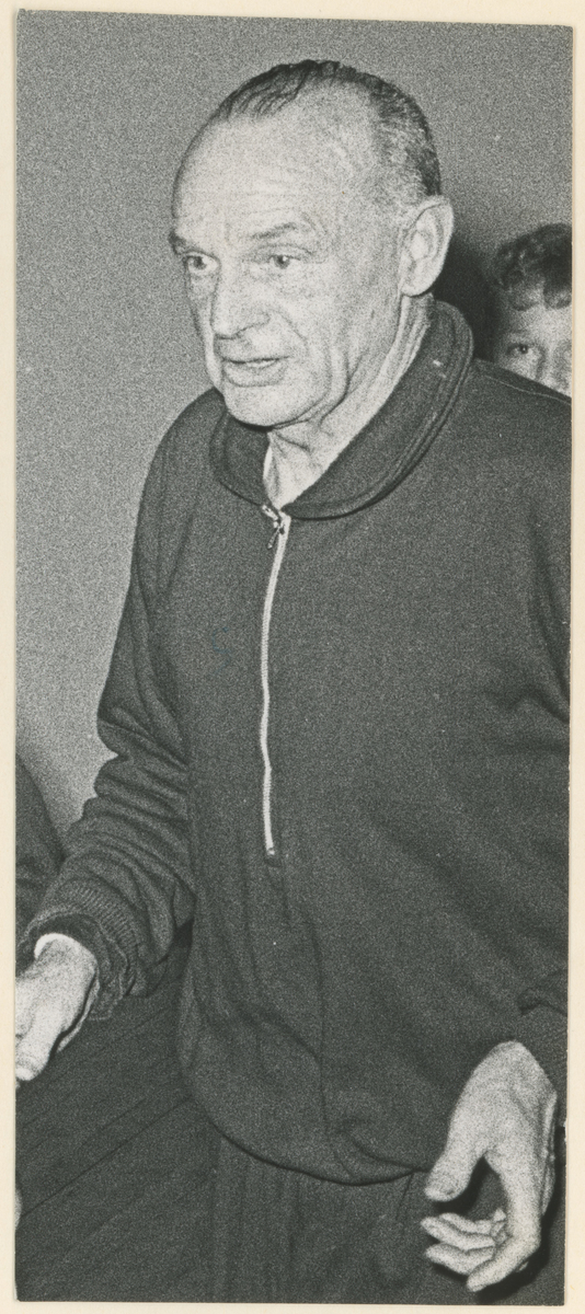 Portrettfoto, ca. 1960.

Johs. Aarefjord (NSB).