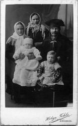 Sjøsamen Klemet Balk med hans kone Inga (f. Kolpus) og deres