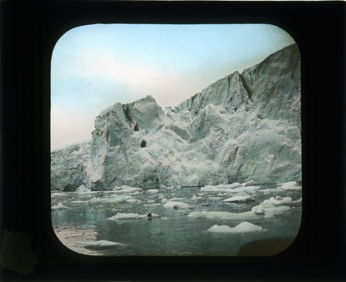 Glaciär på Spetsbergen. Färglagt motiv.