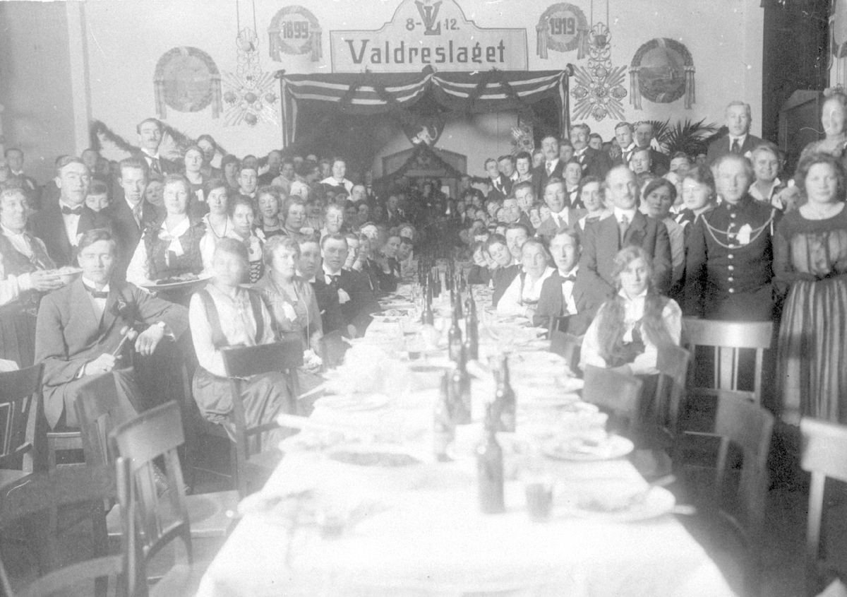 Bilete frå 20 års festen for Valdreslaget i Oslo i 1919.