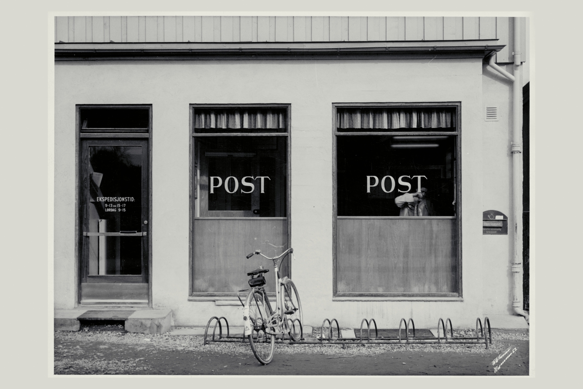 eksteriør, postkontor, 2010 Strømmen, innstikkpostkasse