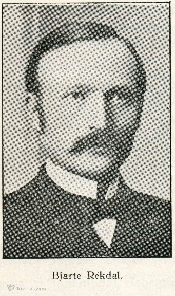 Første formann i Romsdal Sogelag (1921-1922).(Bilde tatt fra "Aukra Folkehøgskule" 10 års skrift 1918-1928)