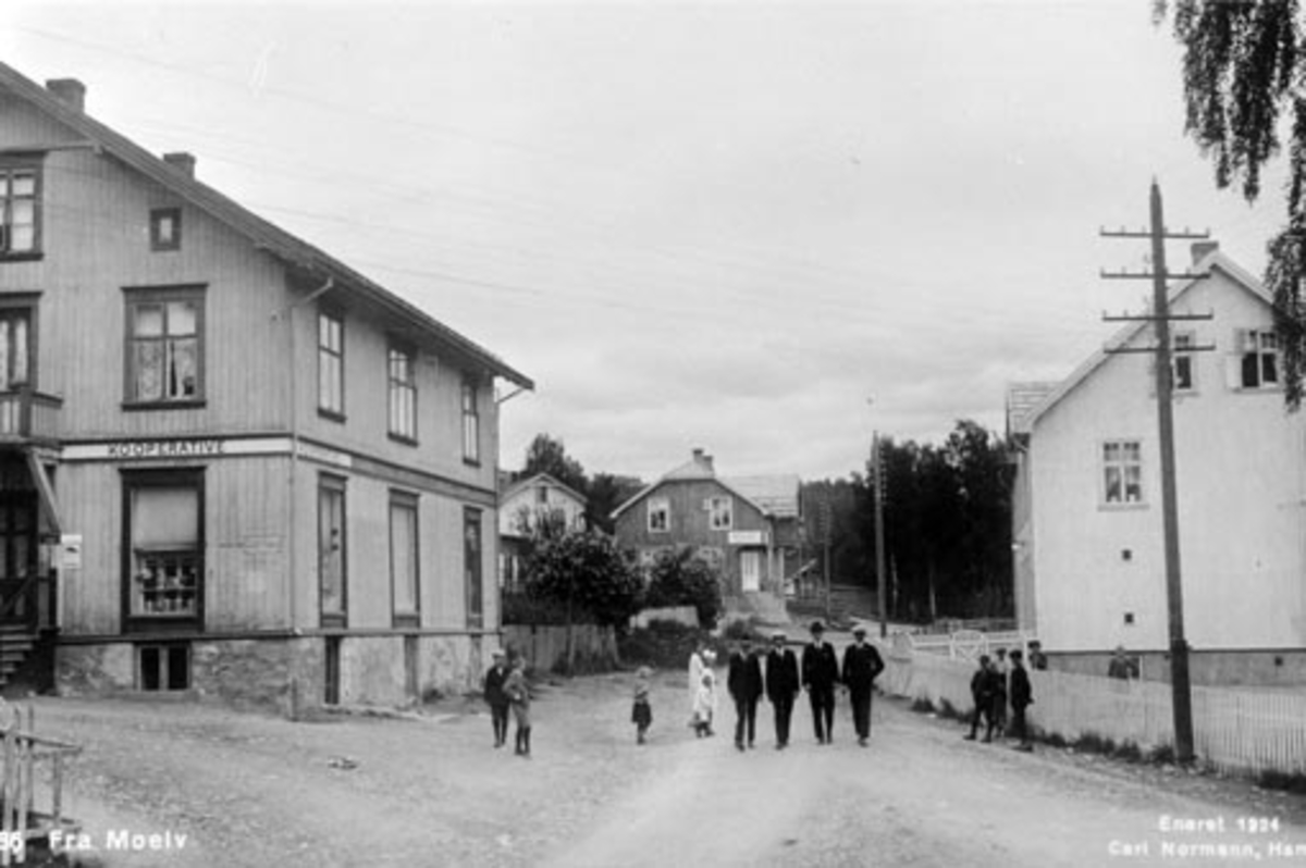 Moelv sentrum, Åsmarkvegen, Moelven Kooperative startet opp her i ...