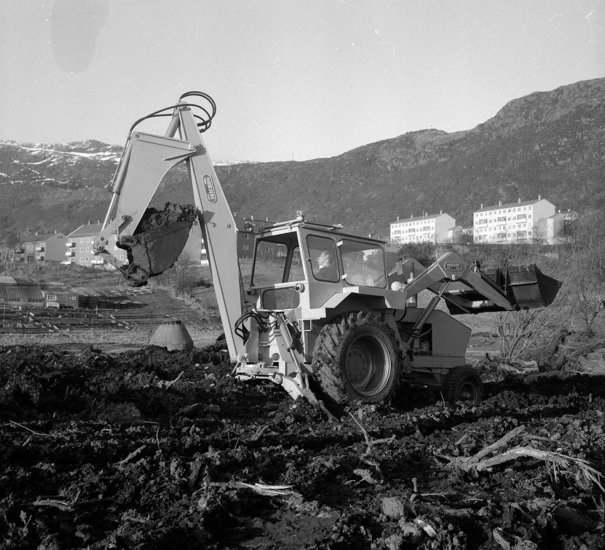 Hamjern traktorgraver, Hamar.