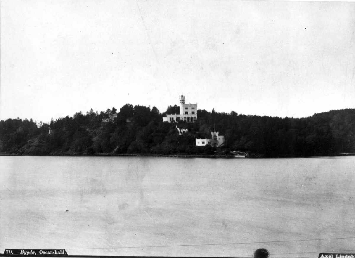 Oscarshall, Bygdøy, Oslo ant. 1890- årene. Frognerkilen og Oscarshall.
