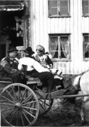 Bryllup, Valle, Setesdal, Aust-Agder, antatt 1924. Brud(epar