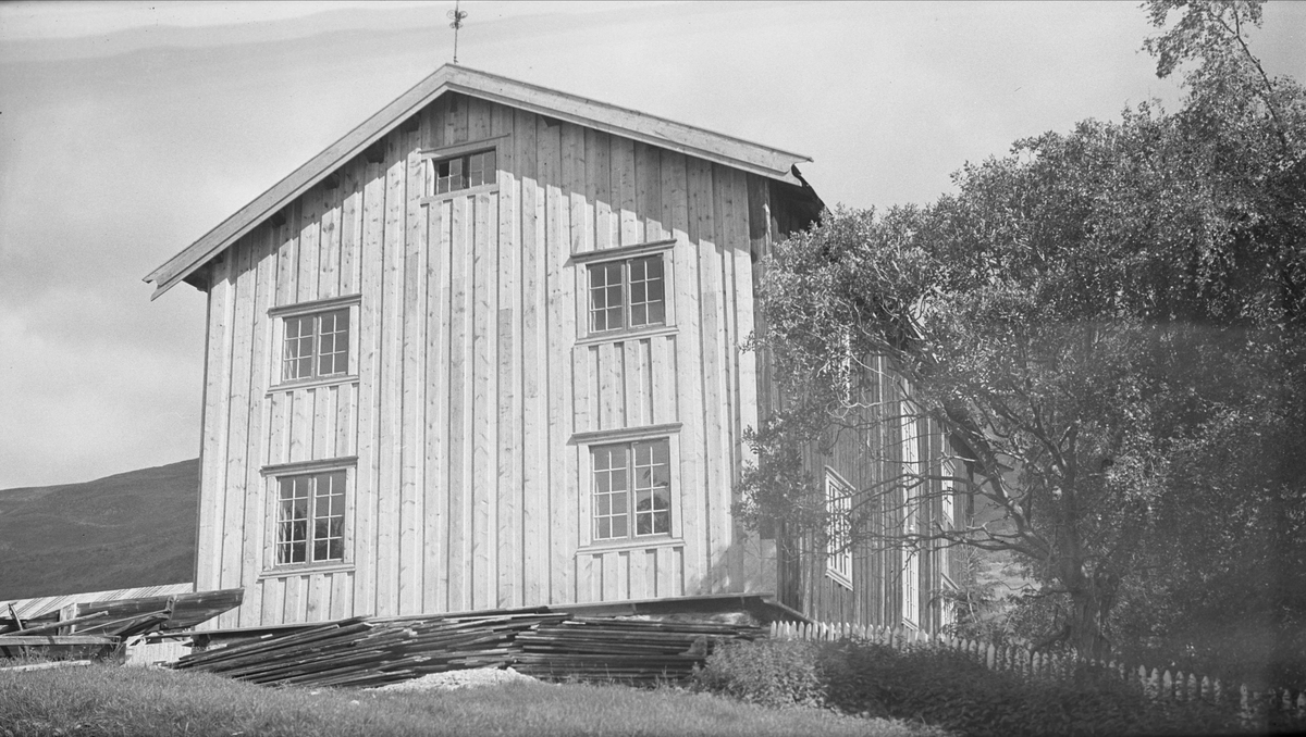 "Raulåna", Oppdal prestegård, Oppdal, Sør-Trøndelag. Fra album. Fotografert 1936.