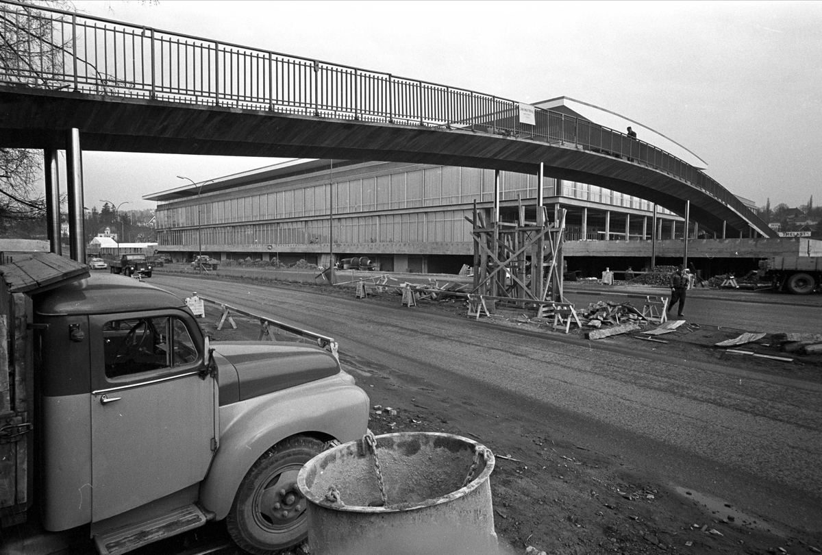 Norges Varemesse, Oslo, Sjølystveien, april 1962, anleggsvirksomhet.