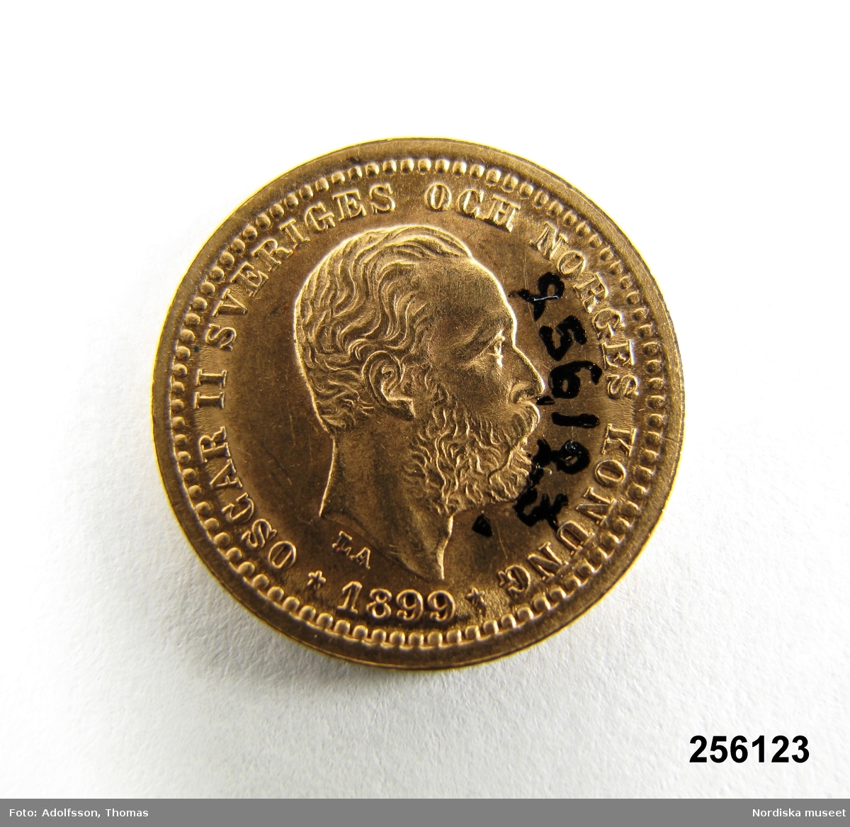 Mynt, guld, 5 kronor, Oskar II, 1899.
/Ingrid Frankow 2008-03-11