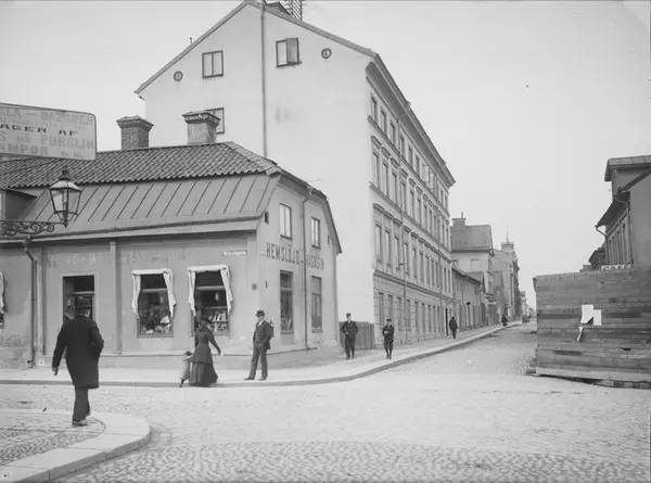 Kungsgatan - Vaksalagatan, Kvarteret Svalan, Uppsala 1901 - 1902 ...