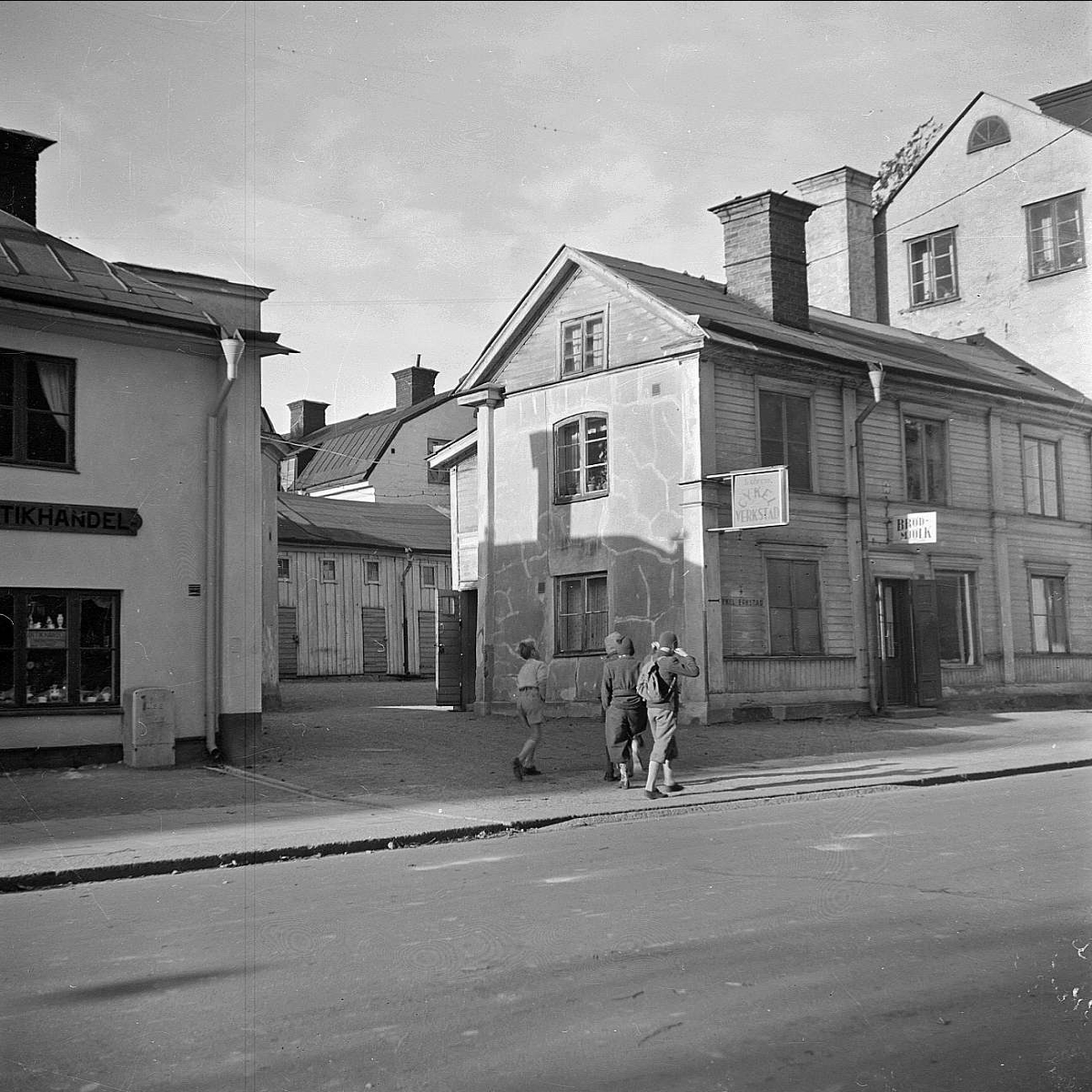 Uppsala över gården I - Kungsgatan 29-31, stadsdelen Dragarbrunn, Uppsala 1949