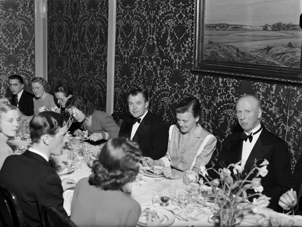 Aug Johansson AB firar 100-årsjubileum med middagsbjudning, Uppsala 1948