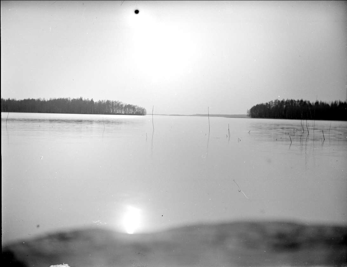 Sjö i Estuna socken, Uppland maj 1917