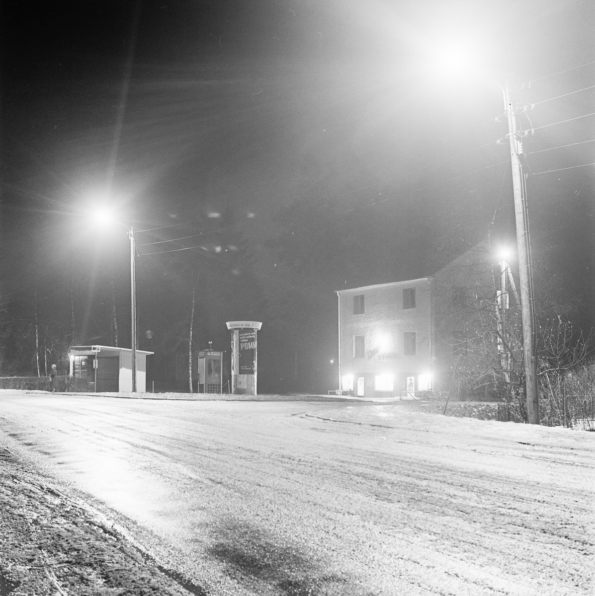 "Äldre ofredas av tonåringar vid hållplats", Uppsala december 1962
