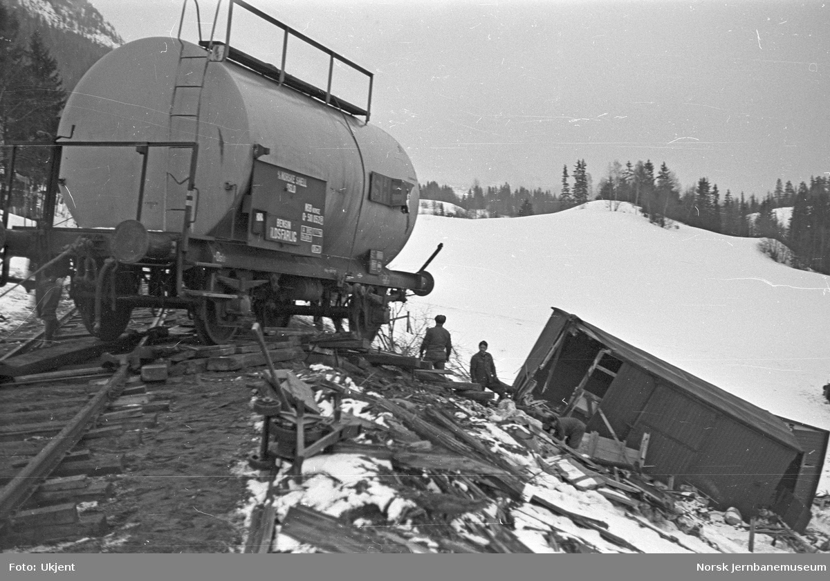 Avsporet godstog ved Nordåker på Valdresbanen