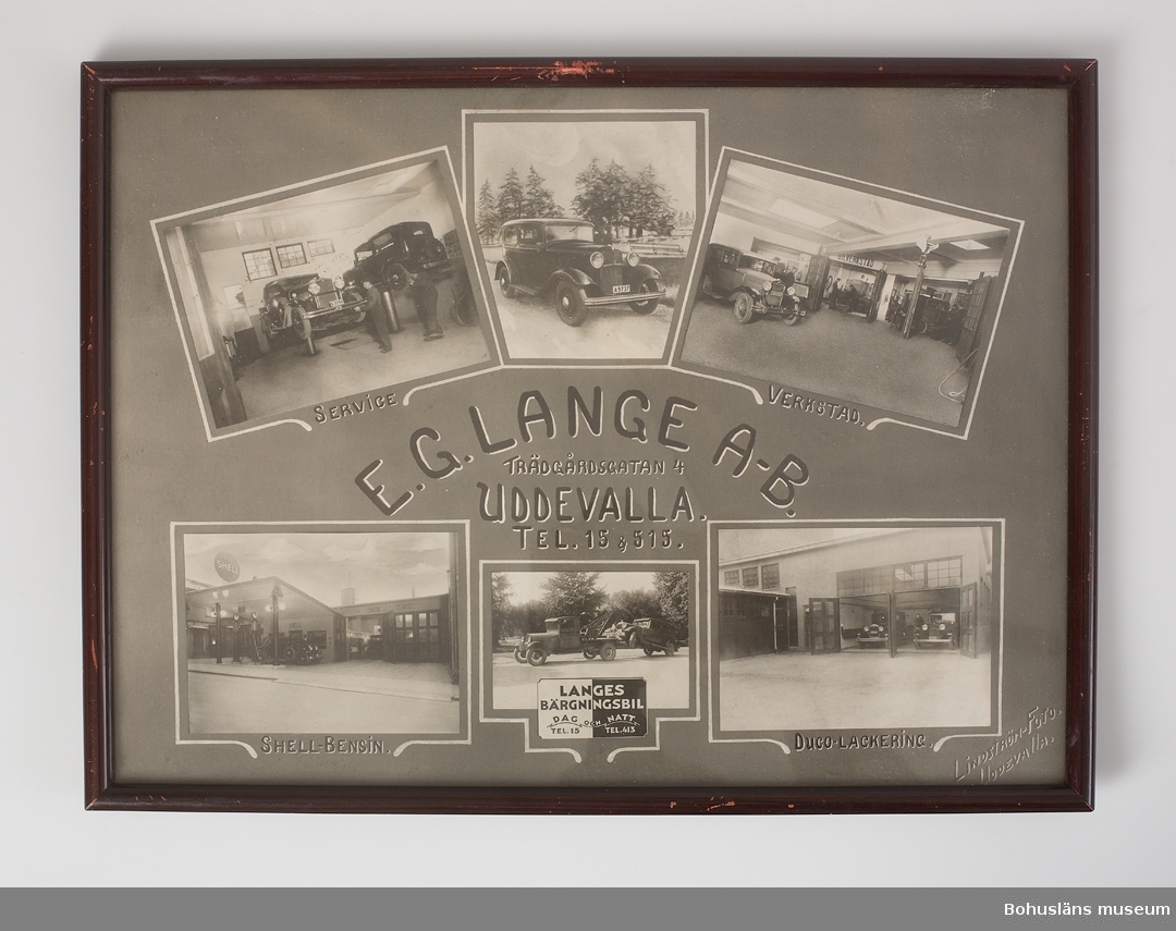 Inramat fotomontage från 1930-talet tillverkad i reklamändamål för bilfirman 
E. G. Lange AB
TRÄDGÅRDSGATAN 4
UDDEVALLA
TEL. 15 & 515
(Lindström-Foto Uddevalla)
Smal brun träram med glas.

Sex arrangerade svartvita fotografier mot en grå bakgrund som beskriver bilfirmans olika verksamheter;
-Service
-Verkstad
-Shell-bensin
-Langes bärgninsbil dag och natt
-Duco-lackering