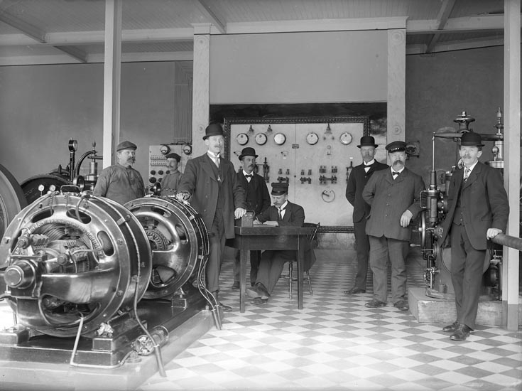 Enligt fotografens noteringar: "1921 Elektriska Kraftstationen Munkedals fabrik."