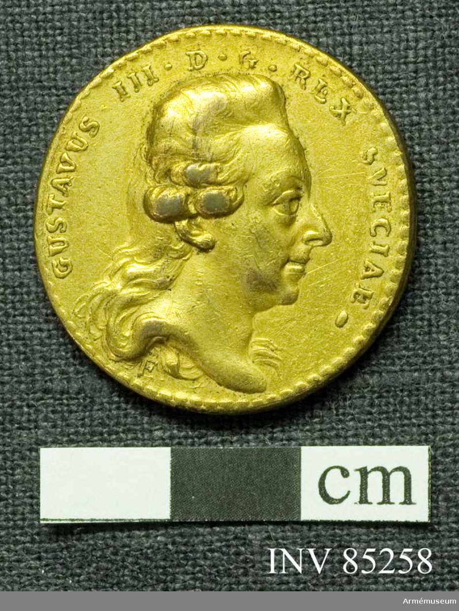 Grupp M II. 

Medalj till minne av svenska örlogsflottans seger vid Hogland 17 juli 1788 under Hertig Karls befäl.