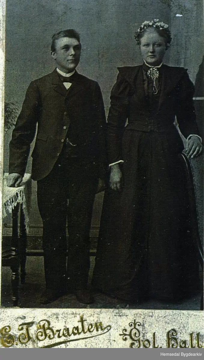 Ola Langehaug, fødd 1869, og Margit, fødd 1876 Ålrust, gift Langehaug Båe frå Hemsedal