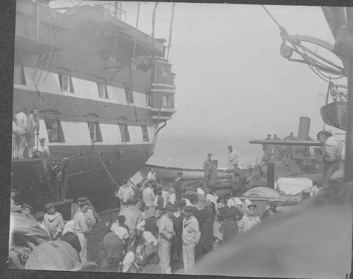 Stockholm 1903?
Skolfartyg i hamn