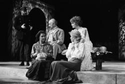 Nationaltheateret. "Kirsebærhaven" 15/4-88