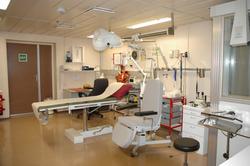 Et nyoppusset legekontor eller sykestue på flotellet "Safe S