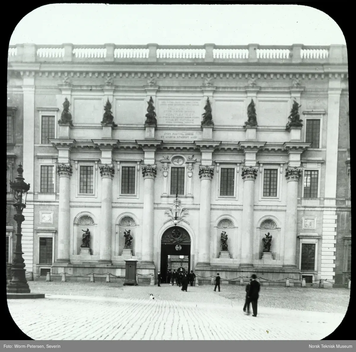 Dias: Sverige: Stockholm og Udstillingen 1897: Slottet, søndre midtfacade