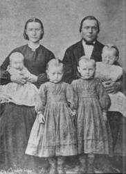 Tina .f Maas, datter av Jens Bugge Maas (jekteskipper på Opp