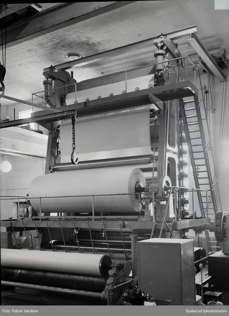 Papirmaskin 1, PM1 Superkalander etter ombygningen i 1936/1937