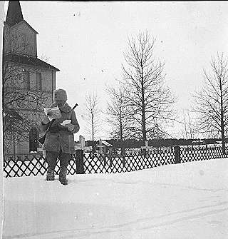 Kavalleriskolan 1908-09 samt tävlingar 1911-14. 
Vintermarsch Umeå - Sollefteå - Umeå 1909. Astis talar om slaget vid Hörnefors.