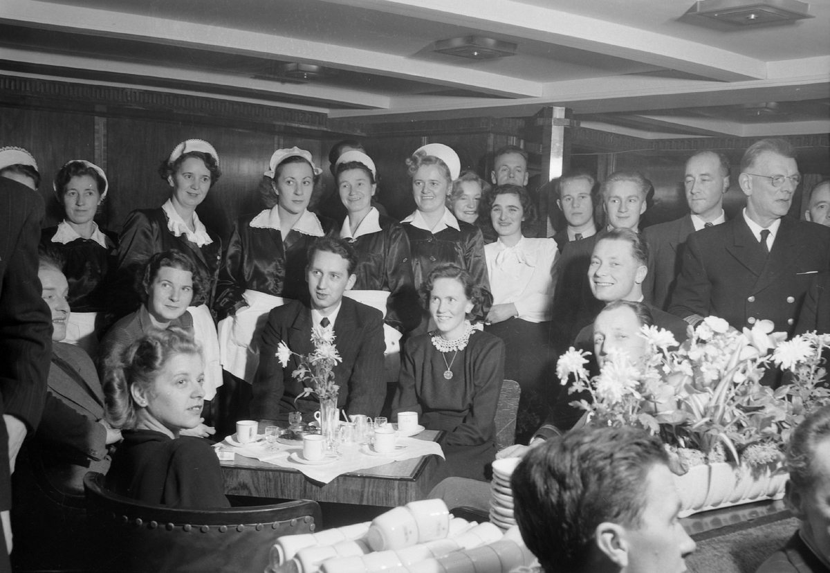 Bergenske Dampskipsselskaps 100-årsjubileum. Feiring på M/S Nordstjernen